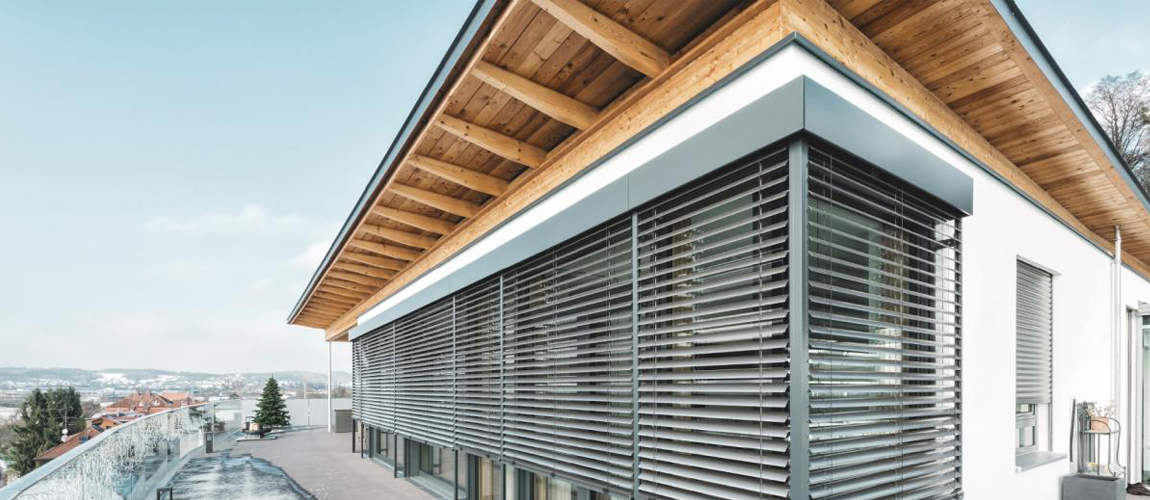 Brise-soleil orientables pour les maisons individuelles, les copropriétés, les bureaux